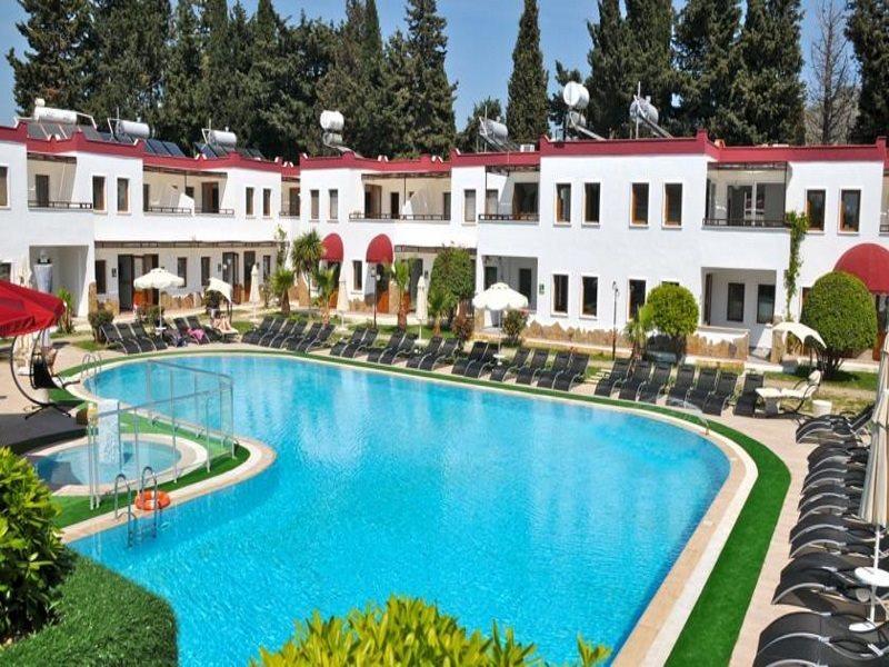 Cherry Apartments Turgutreis Buitenkant foto